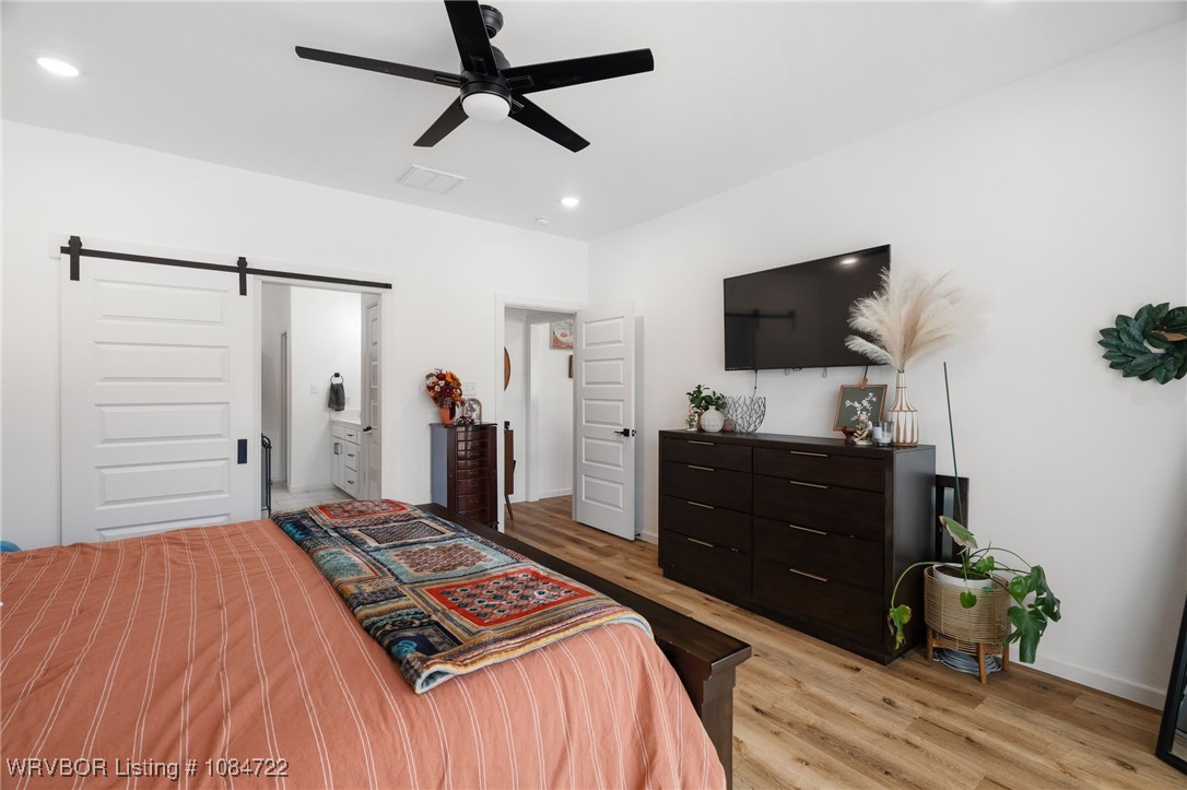 property viewer photo 17