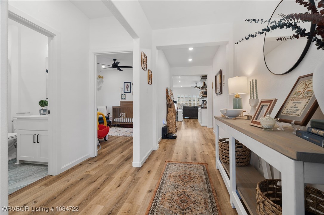 property viewer photo 3
