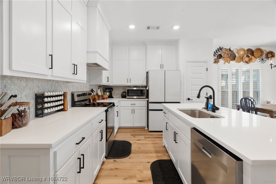 property viewer photo 9