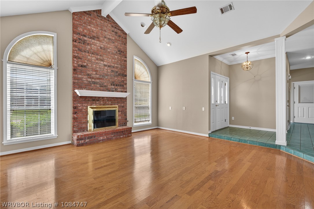 property viewer photo 3