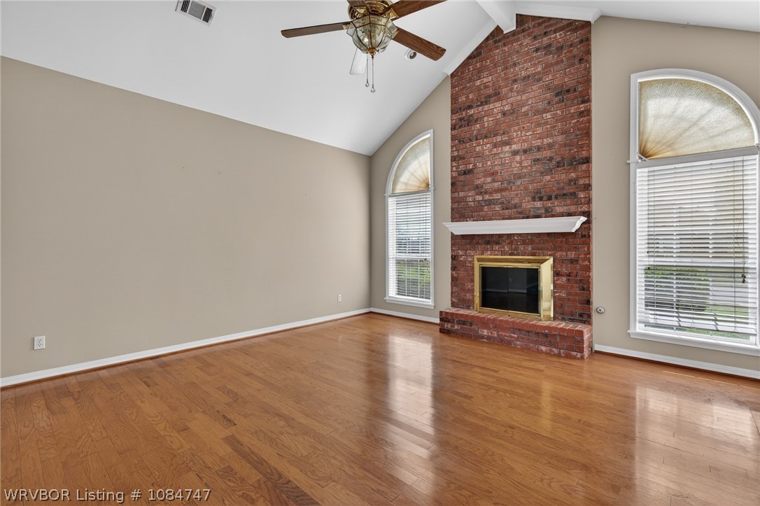 property viewer photo 4