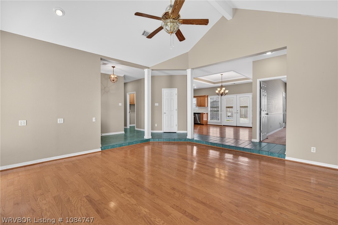 property viewer photo 6