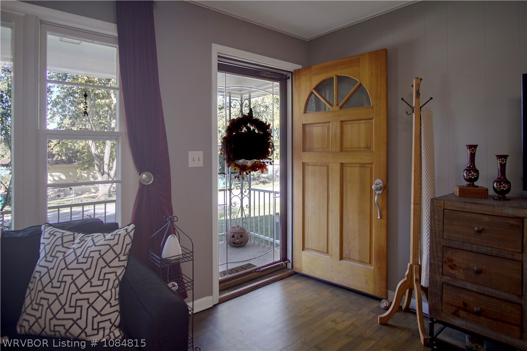 property viewer photo 3
