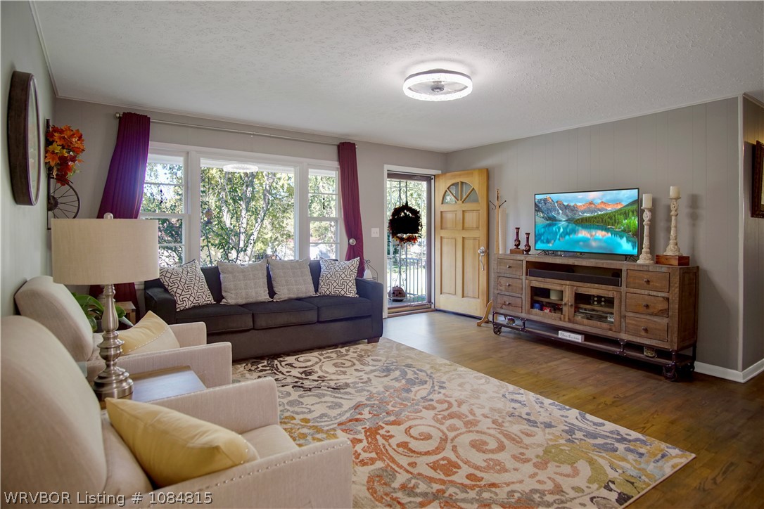 property viewer photo 4