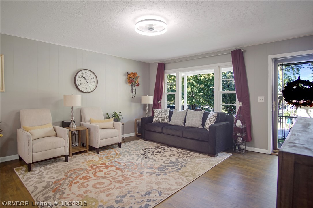 property viewer photo 6