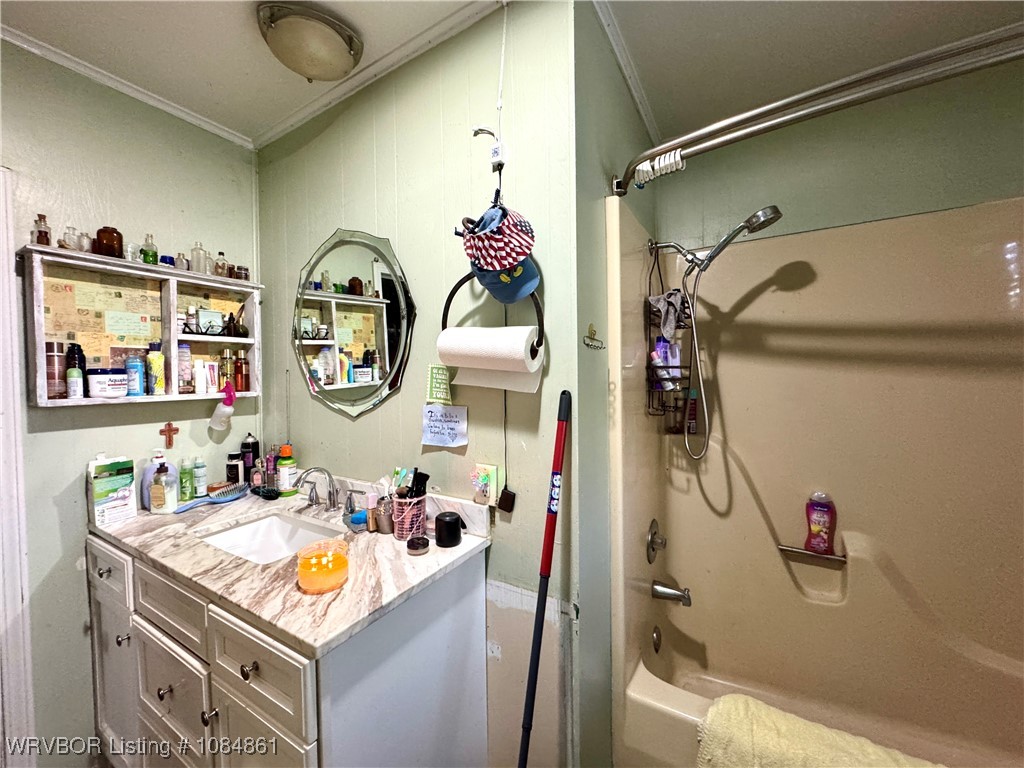 property viewer photo 9