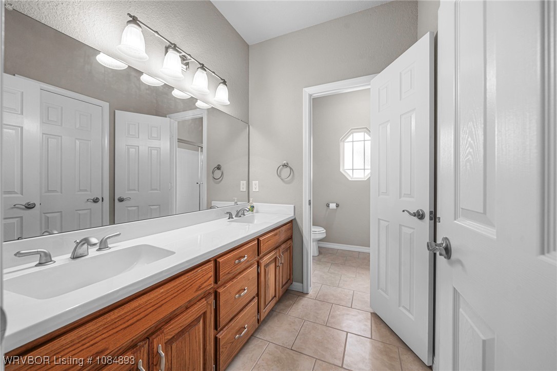 property viewer photo 44