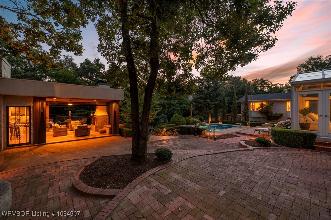main property photo 6