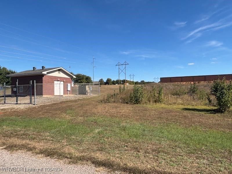 main property photo 3