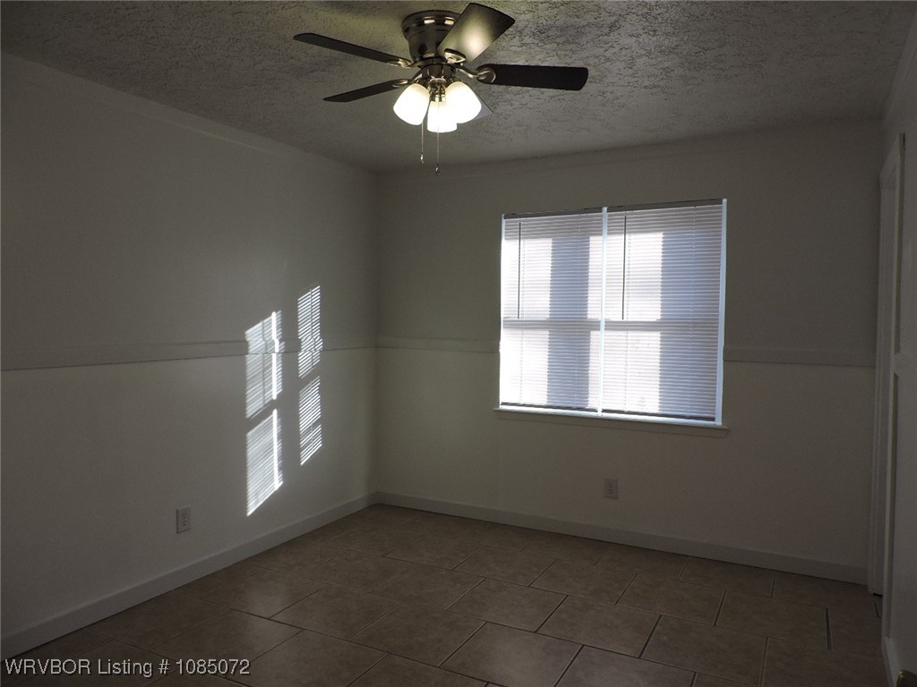 property viewer photo 12
