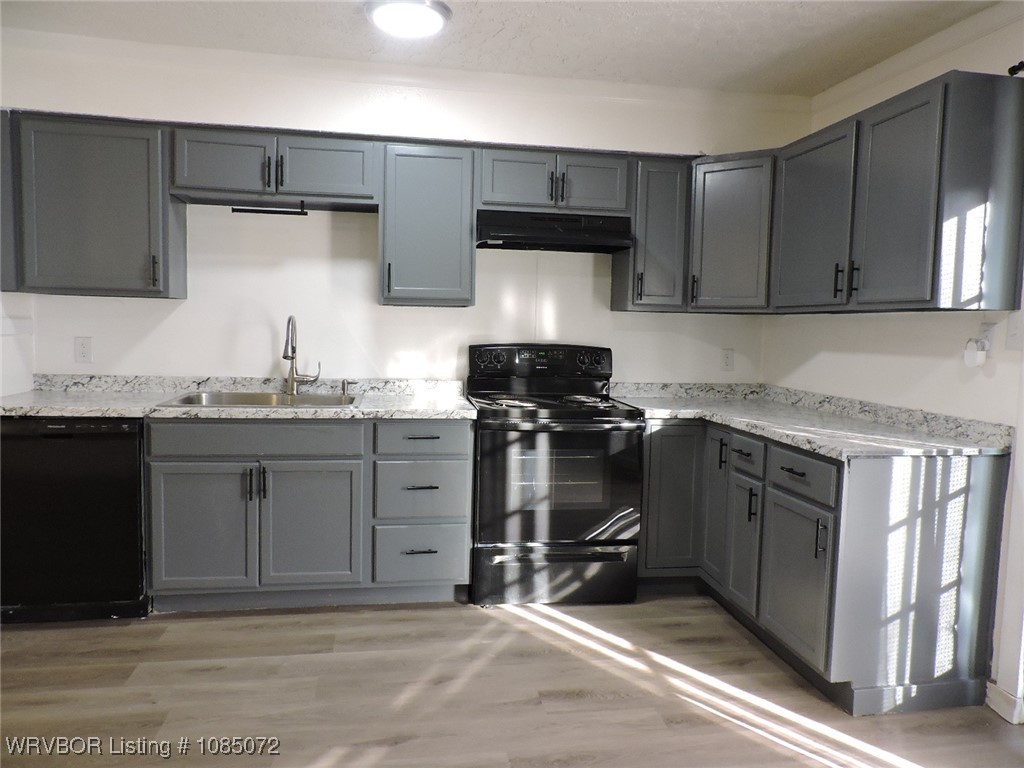 property viewer photo 3