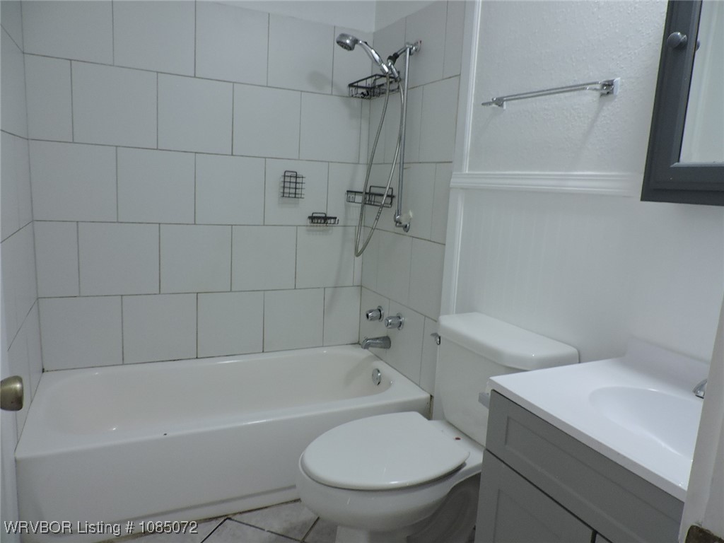property viewer photo 9