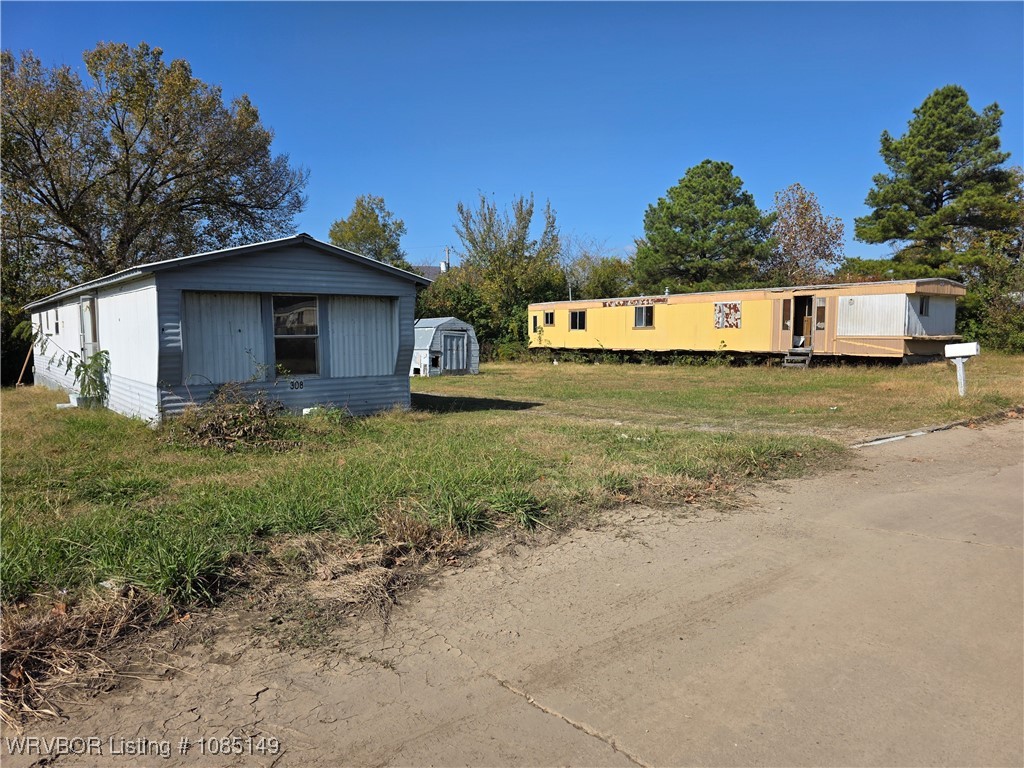 main property photo 6