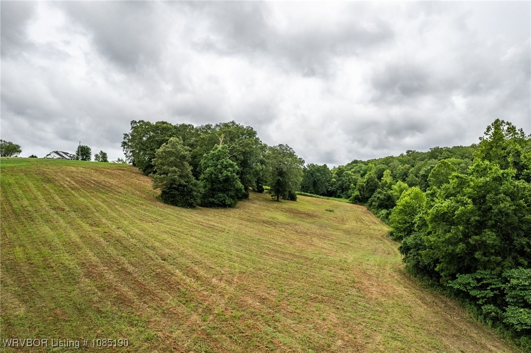 main property photo 6