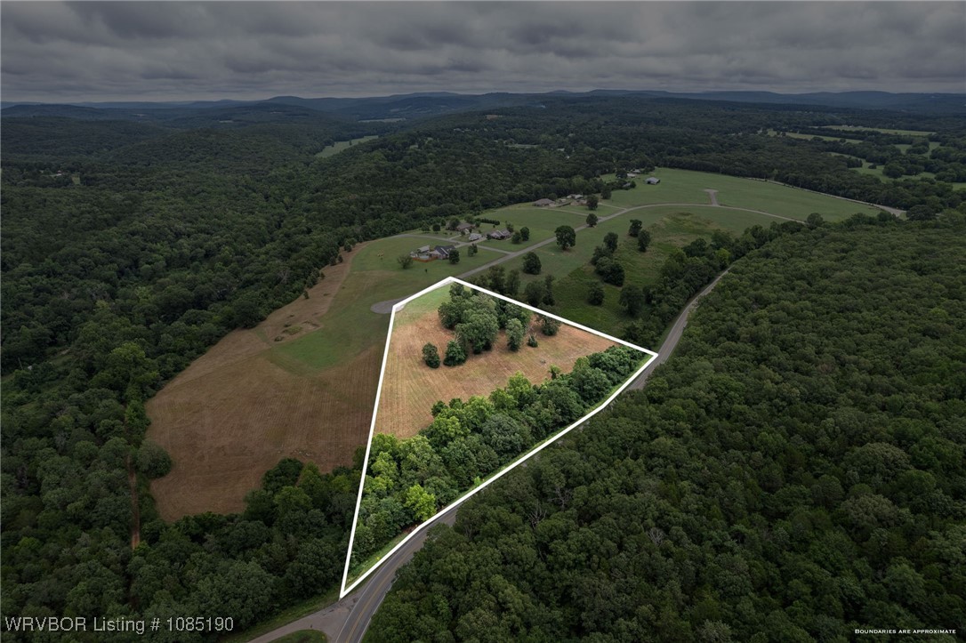 main property photo 9