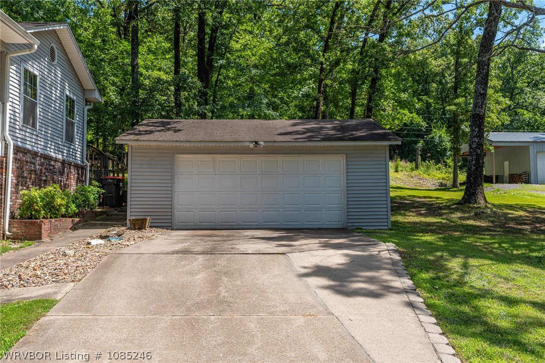 main property photo 8