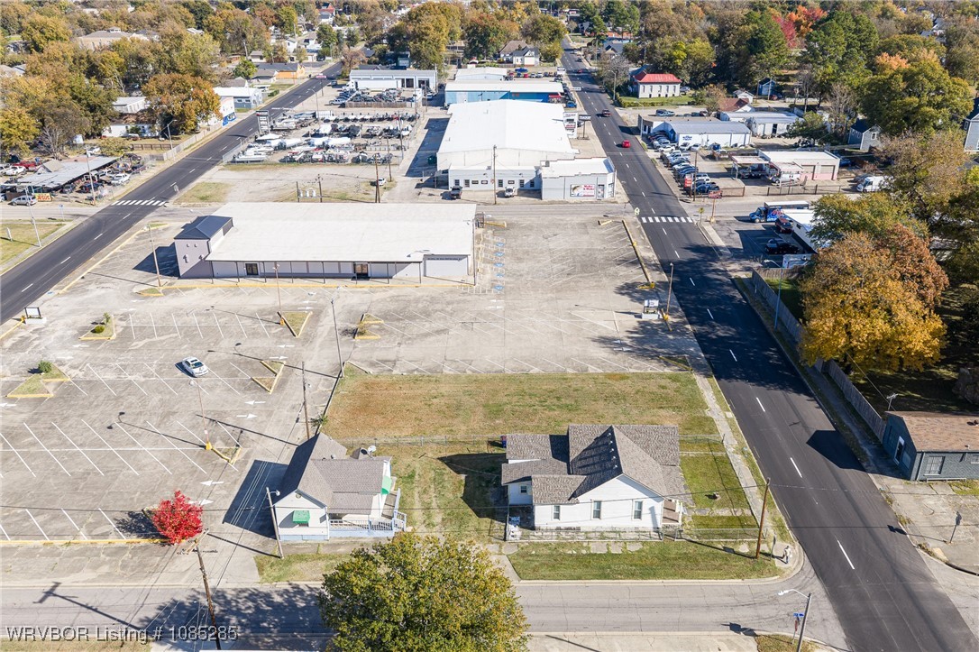 main property photo 14