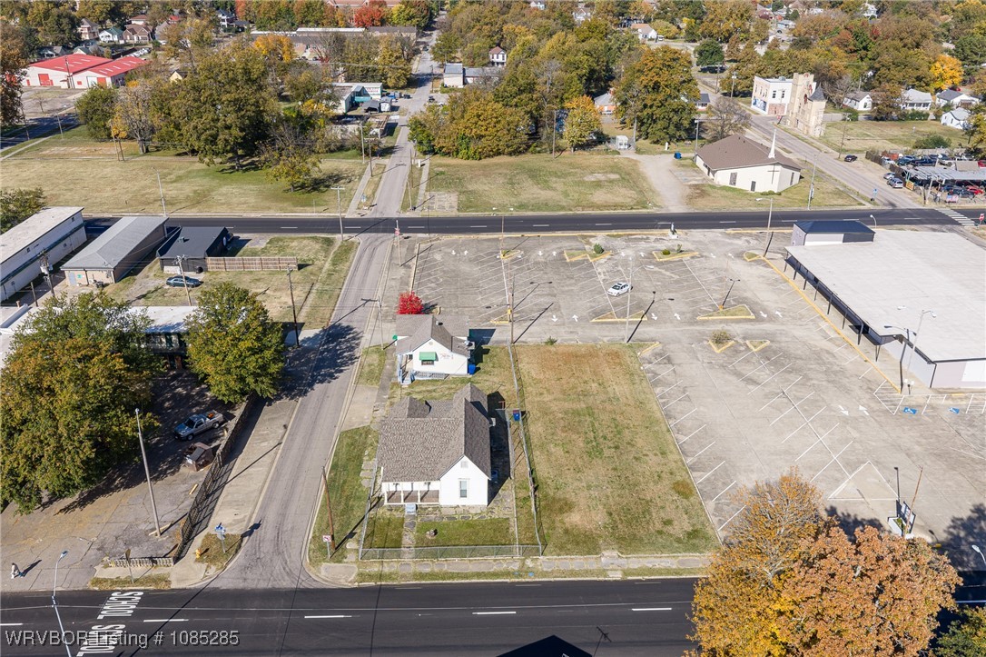 main property photo 16