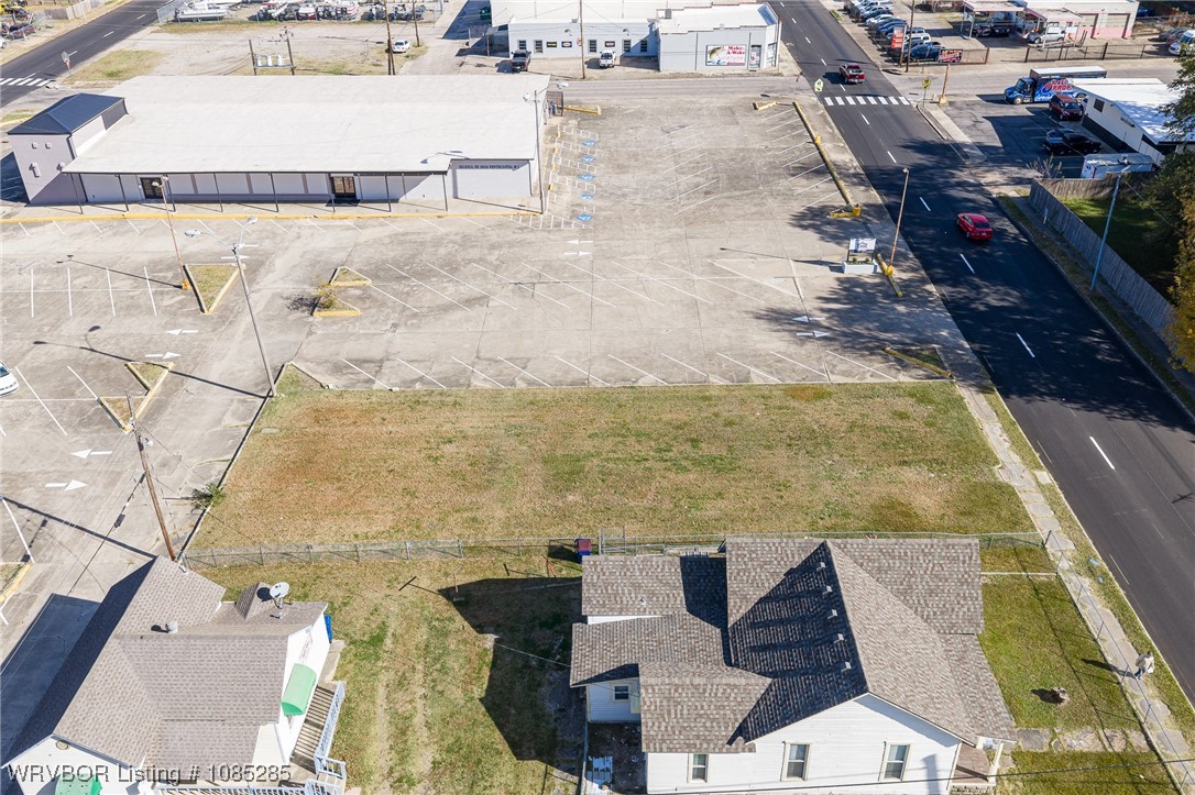 main property photo 23