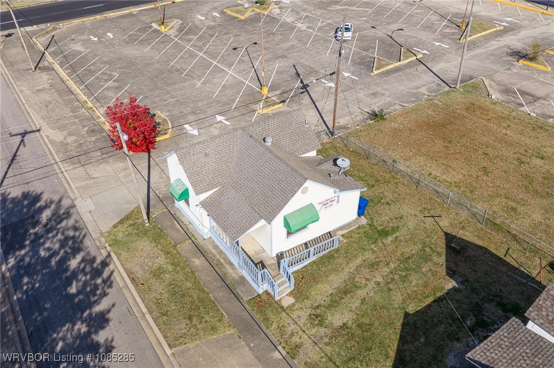 main property photo 31