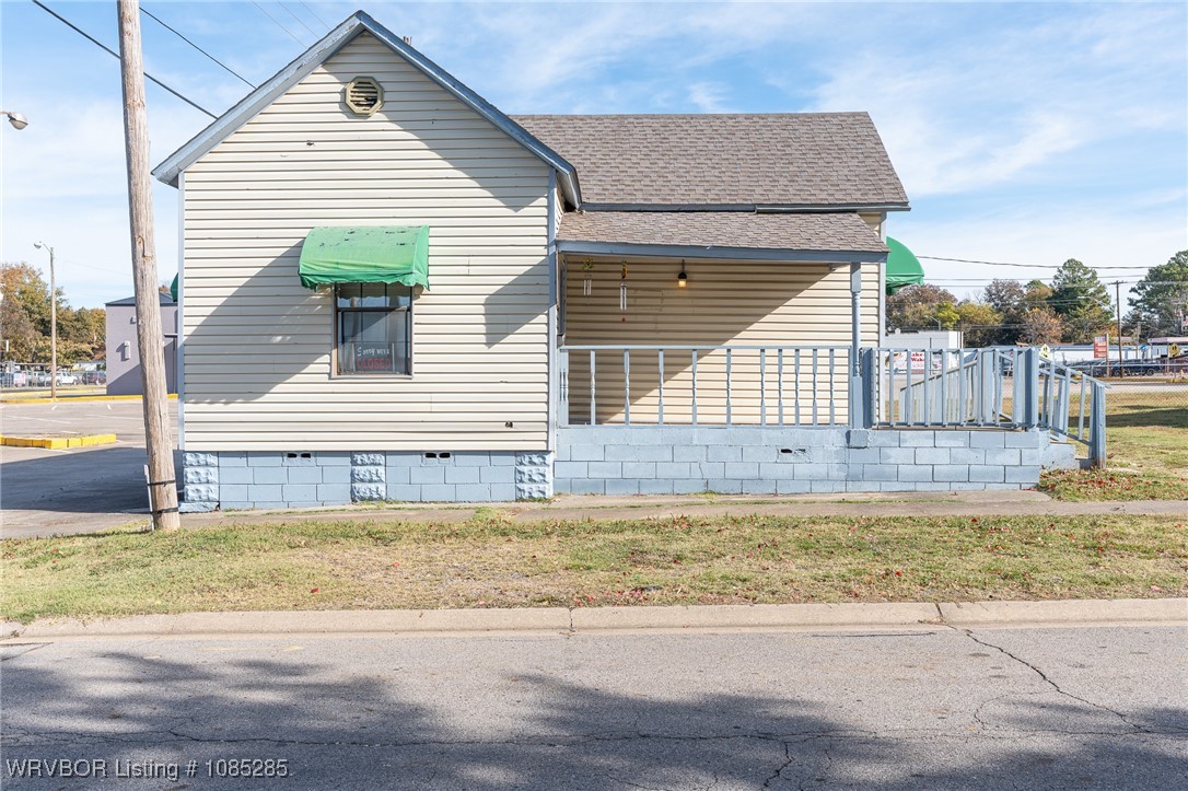 main property photo 35