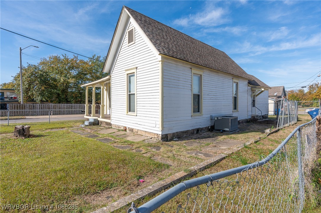 main property photo 65