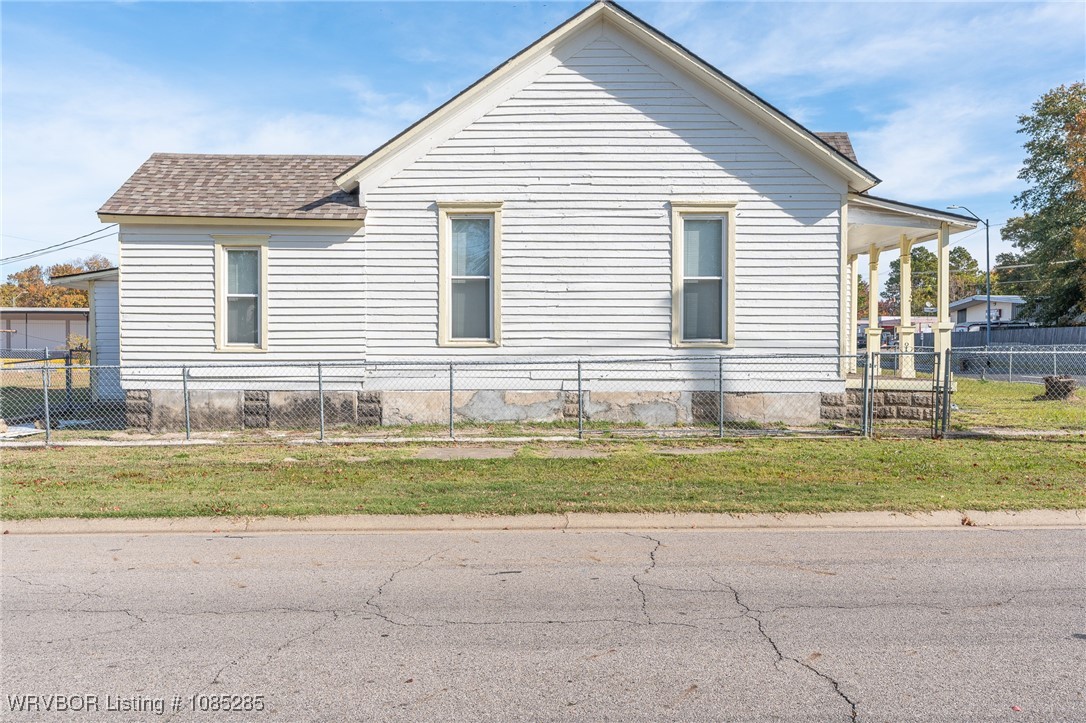 main property photo 70