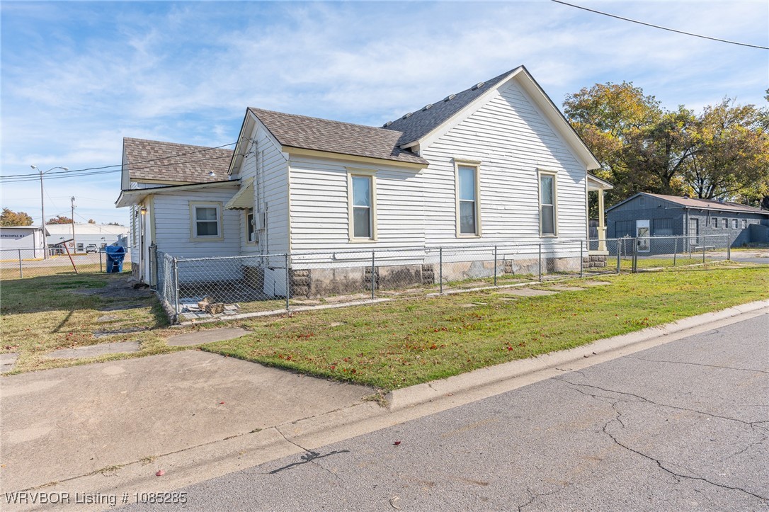main property photo 71