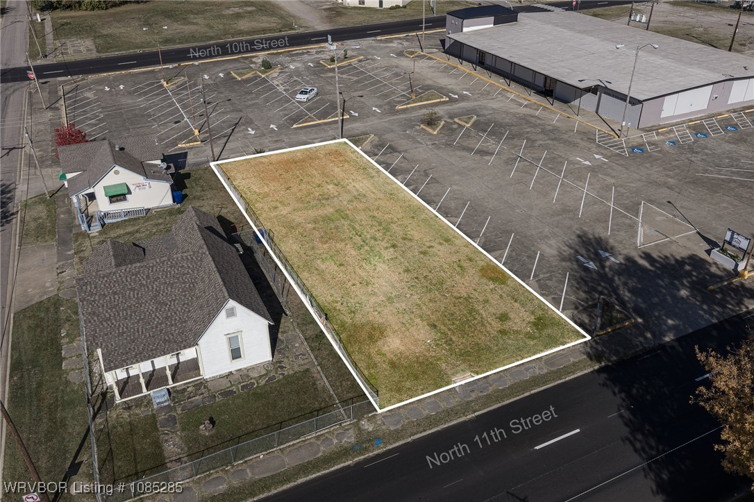 main property photo 8