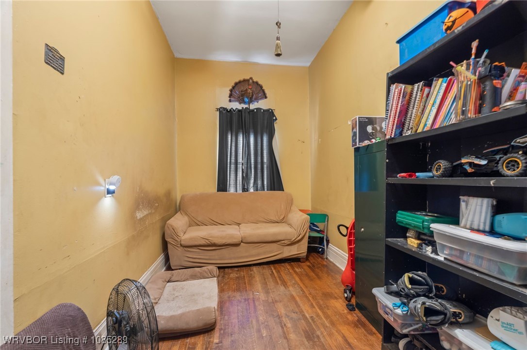 main property photo 19