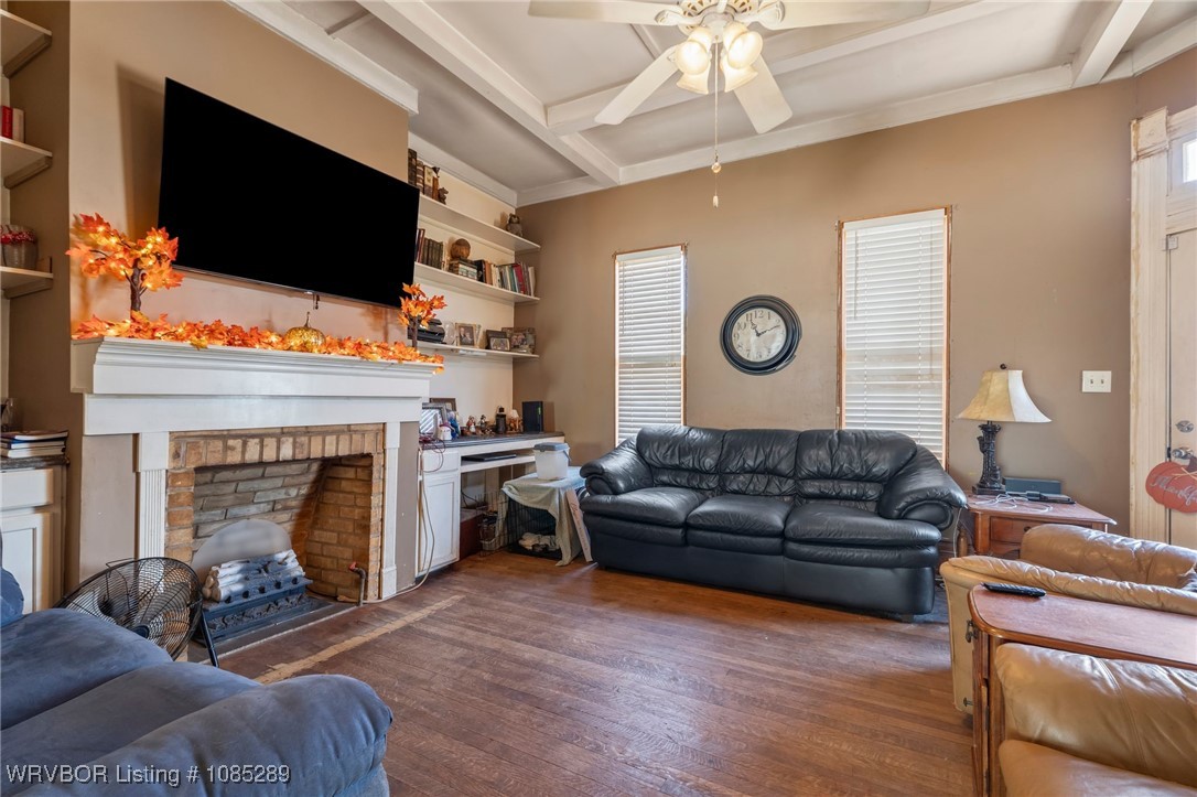 main property photo 3