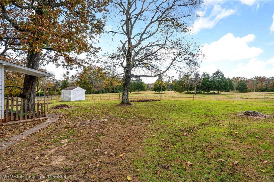 main property photo 33