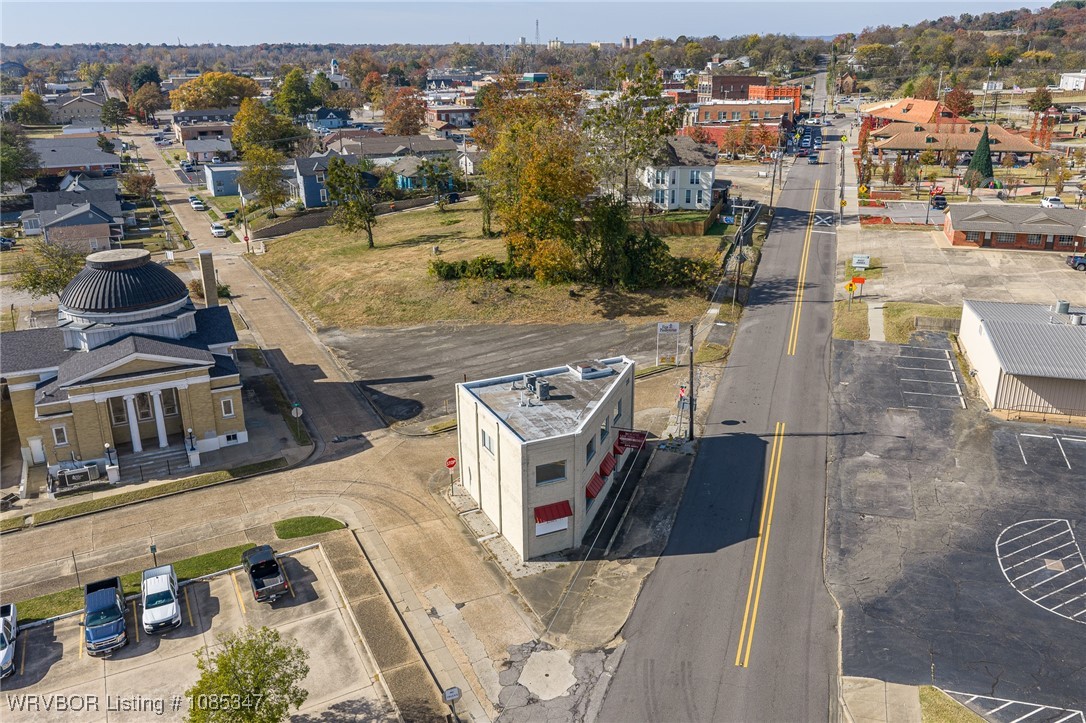 main property photo 17