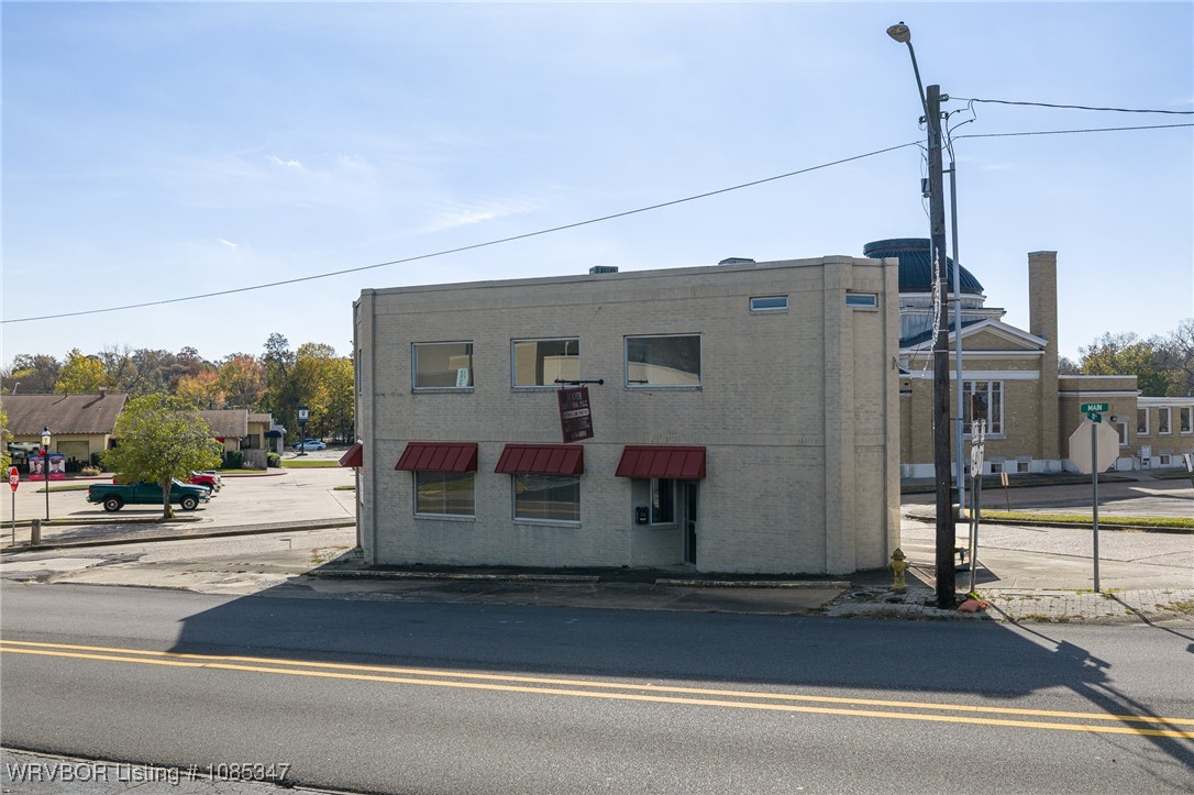 main property photo 6