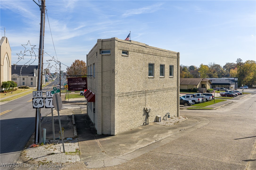 main property photo 7