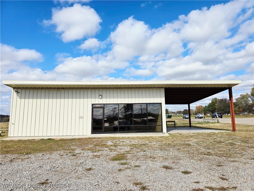 main property photo 8