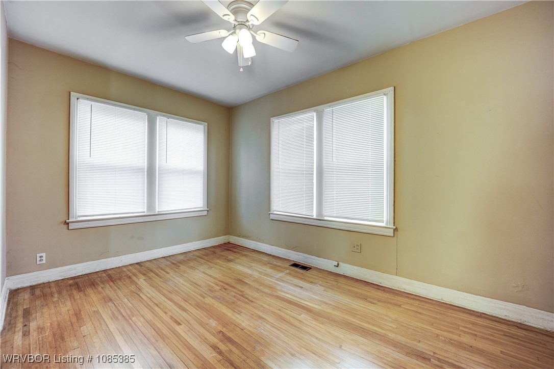 property viewer photo 14
