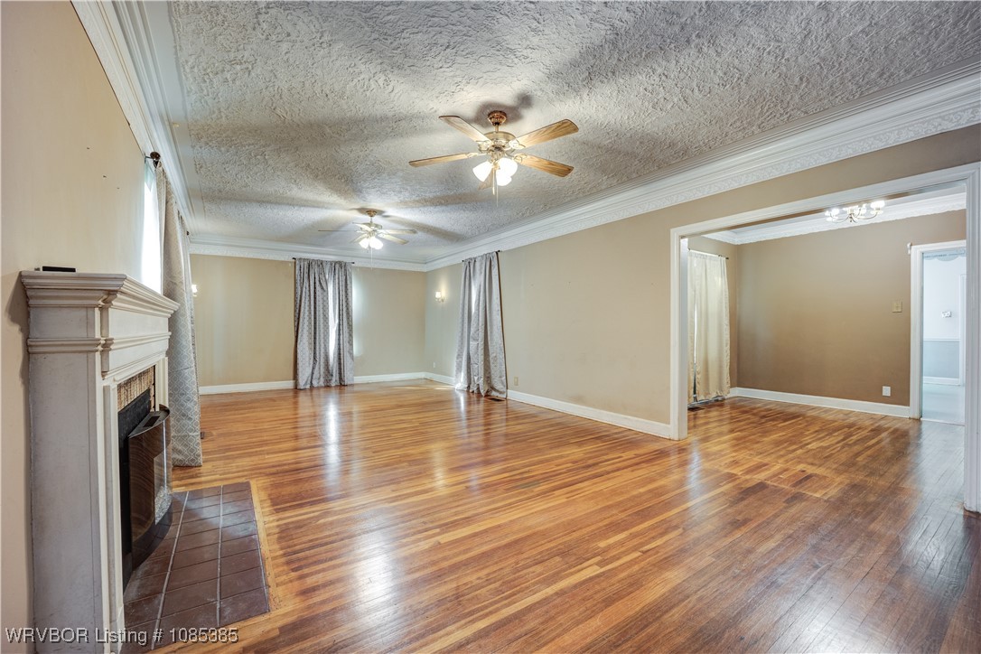 property viewer photo 5