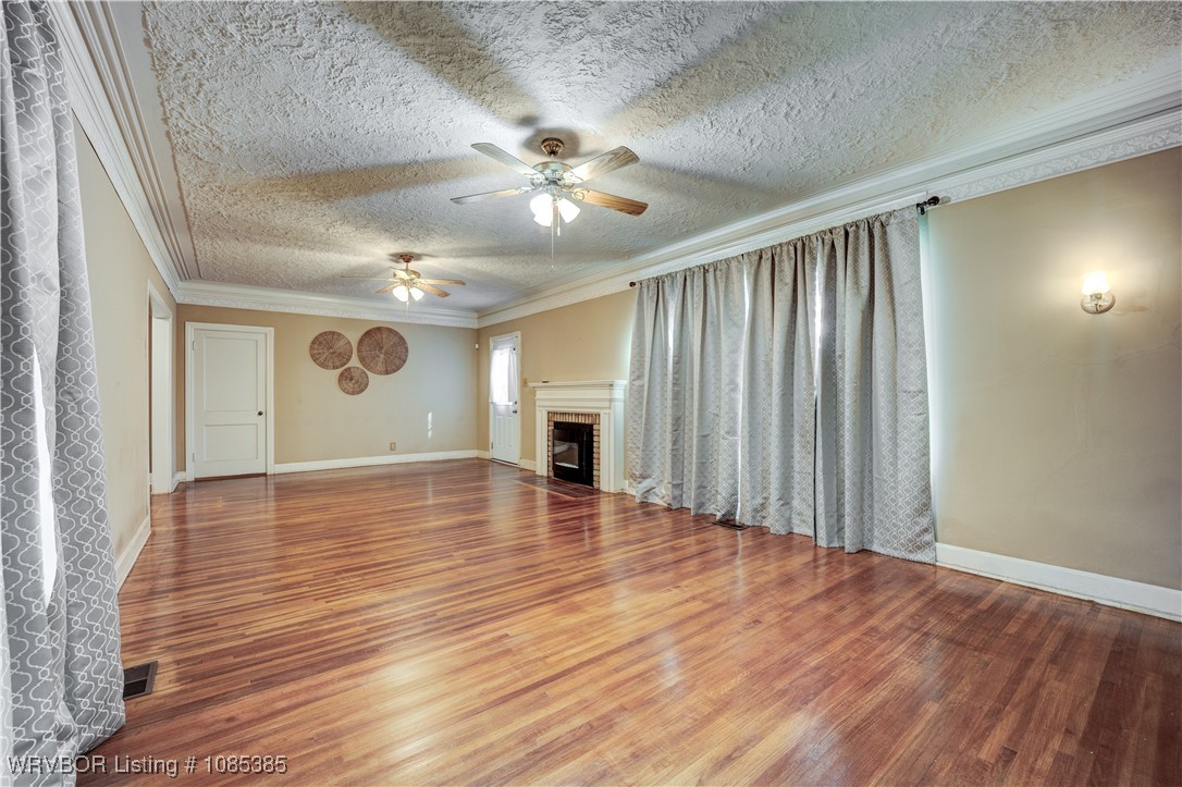 property viewer photo 7