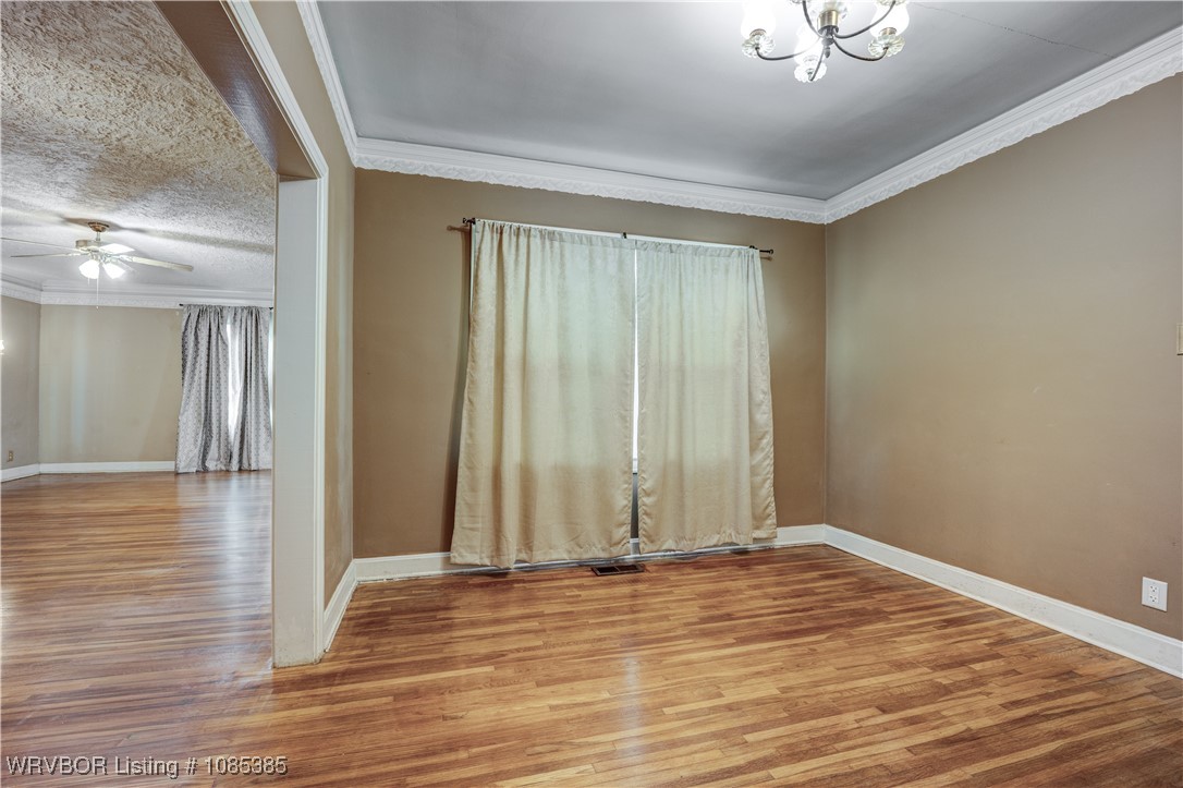 property viewer photo 9
