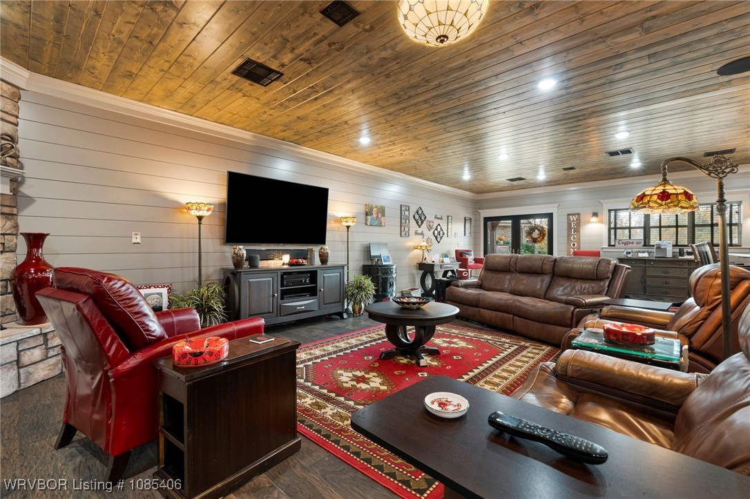 main property photo 59
