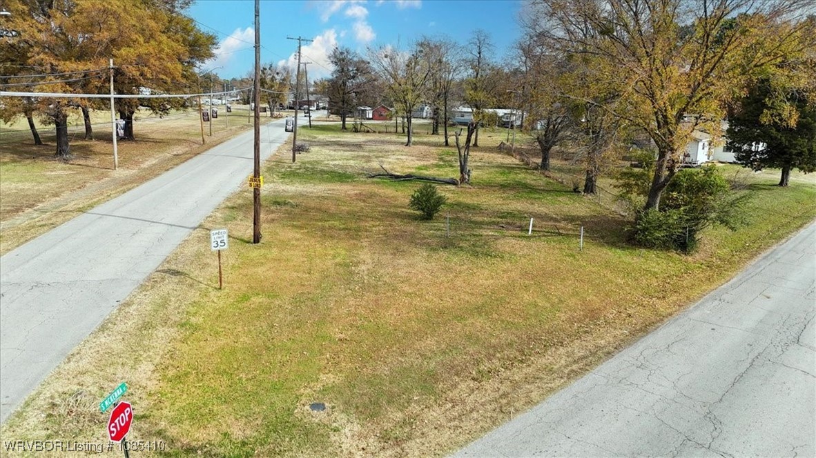 main property photo 11
