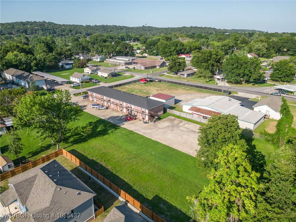 main property photo 10