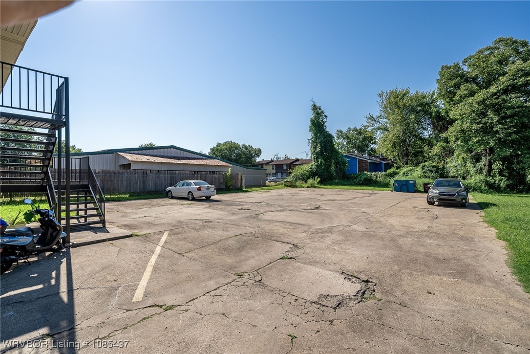 main property photo 4