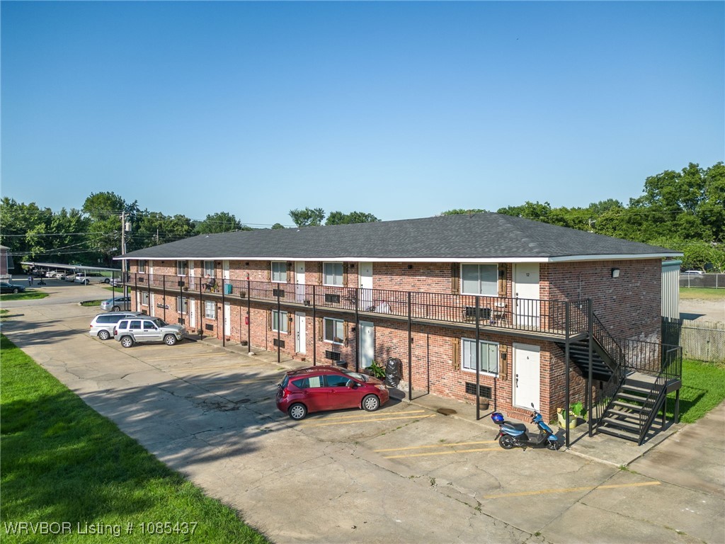 main property photo 9