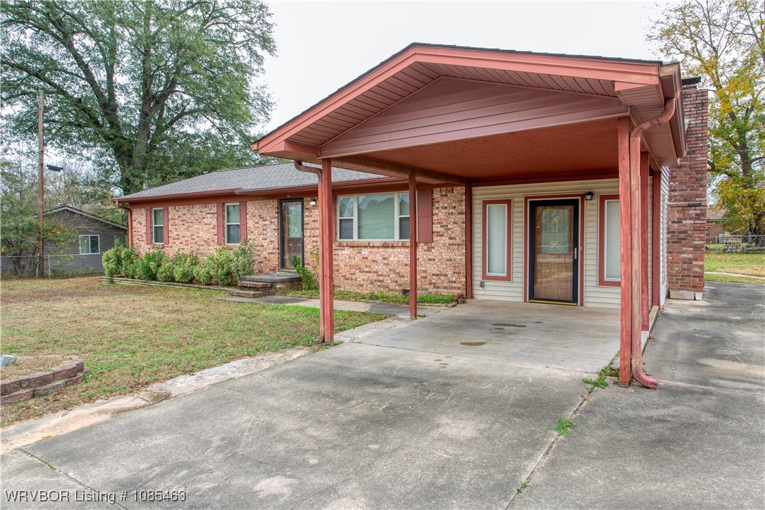 main property photo 3