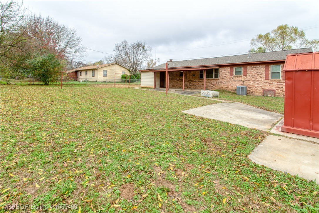 main property photo 30
