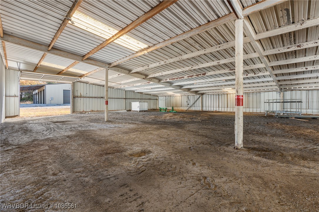 main property photo 45