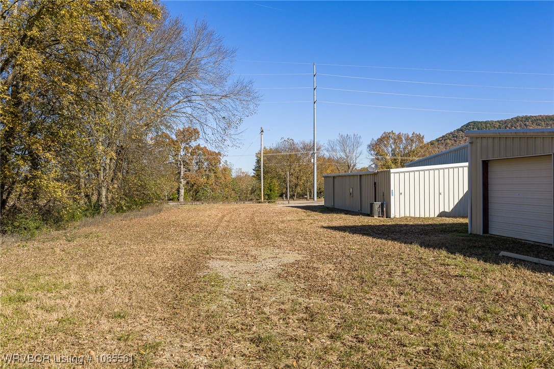 main property photo 8