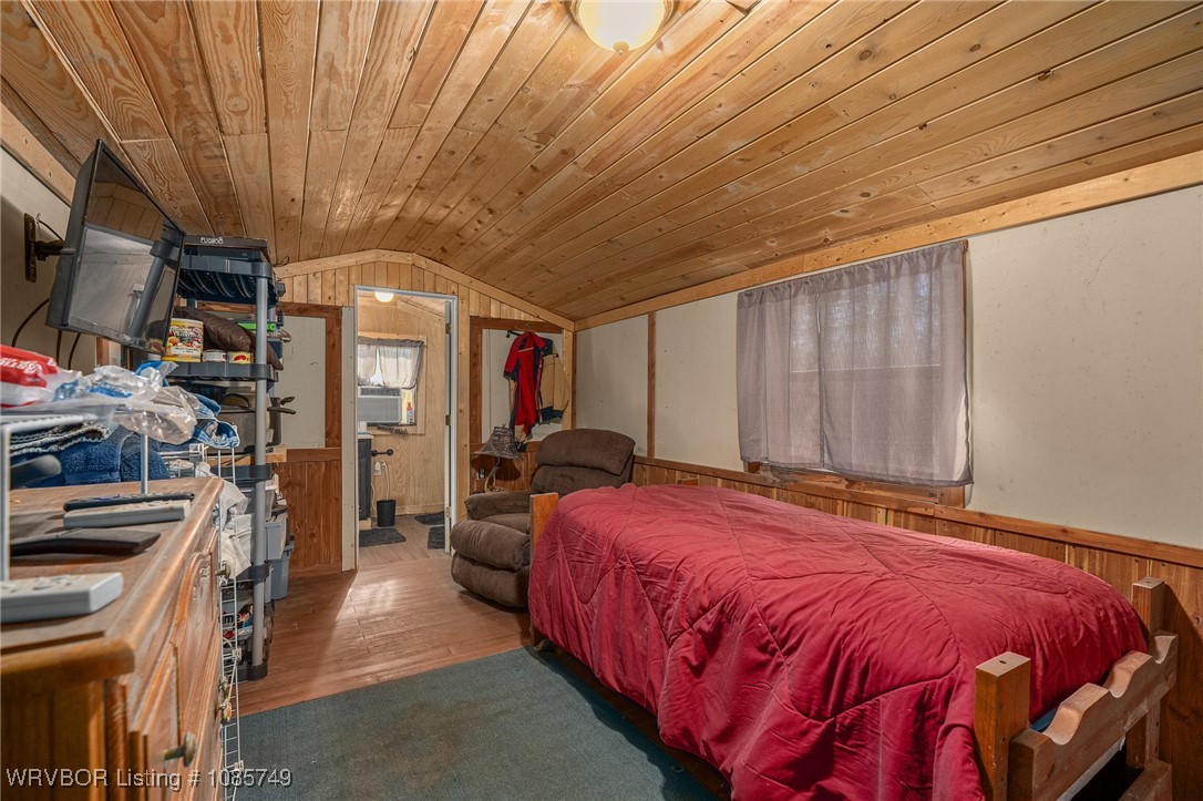 main property photo 41